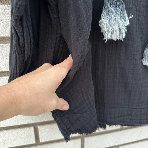 Johnny Was Sai Gauze Tassel-Tie Blouse Black Off White Embroidered - Picture 10 of 12